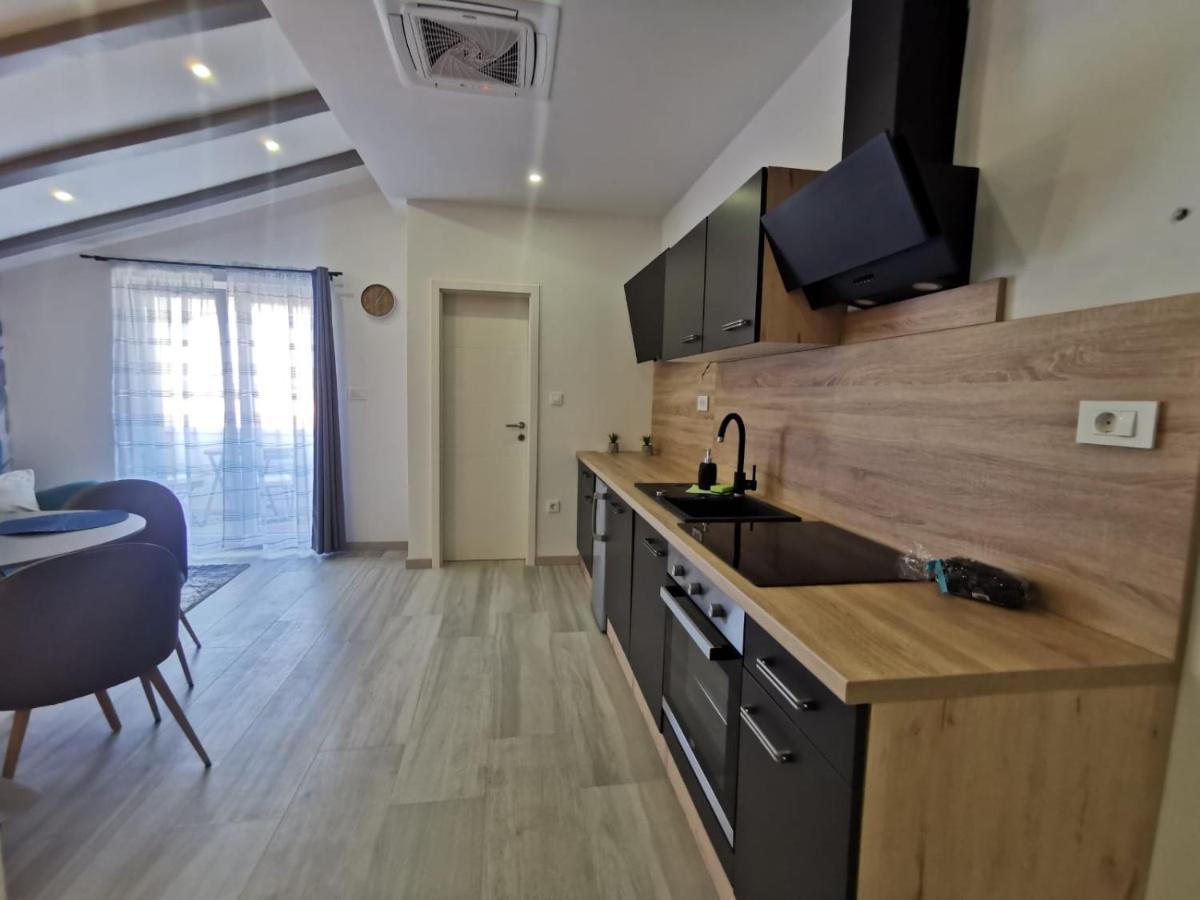 New Nikolina 4 Star Appartement Mali Lošinj Buitenkant foto