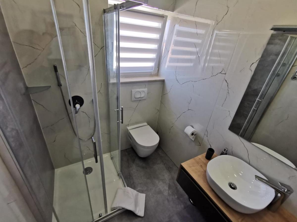 New Nikolina 4 Star Appartement Mali Lošinj Buitenkant foto